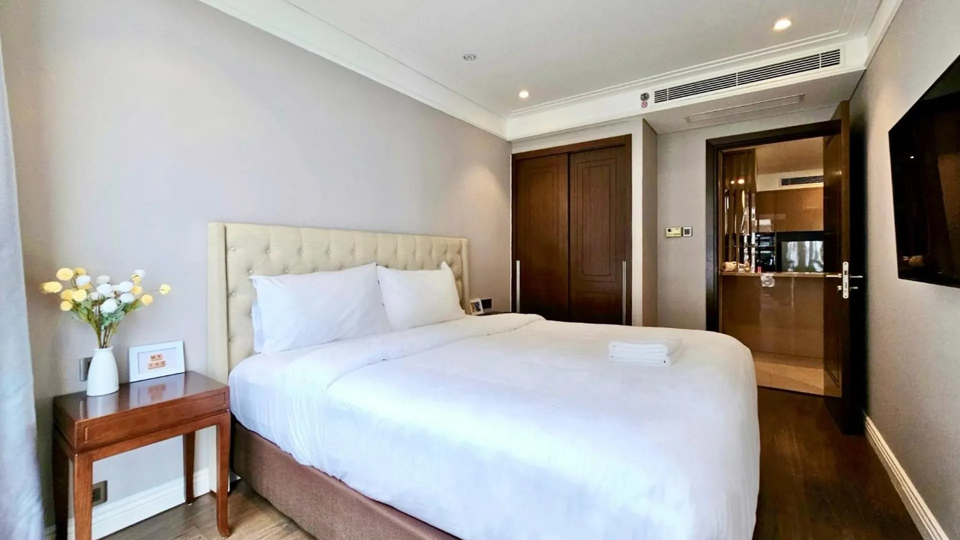Luxurious Apartment Free Pool Sauna Gym Da Nang 0*,  Vietnam