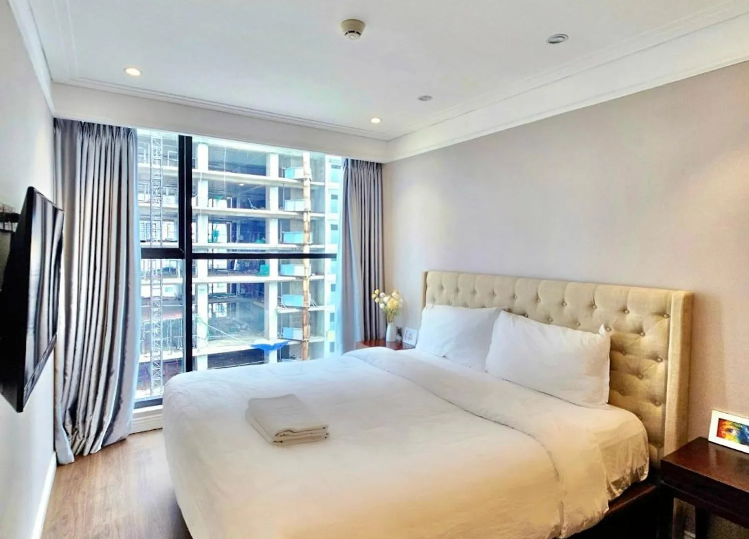 Luxurious Apartment Free Pool Sauna Gym Da Nang 0*,