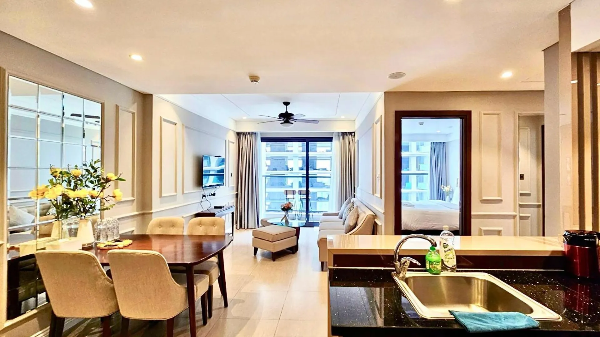 Luxurious Apartment Free Pool Sauna Gym Da Nang Vietnam